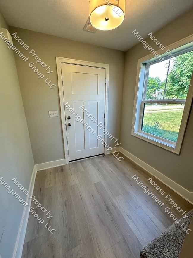 Building Photo - New Breton Village Area Condo 2 Bedroom 2....
