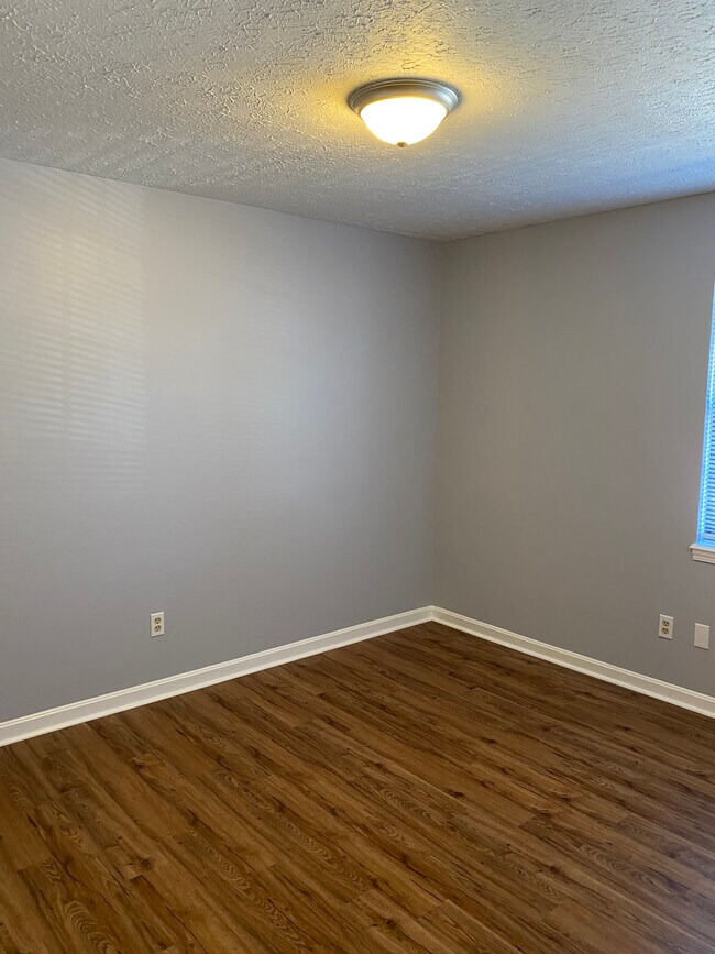 Comedor - 1599 Hill St