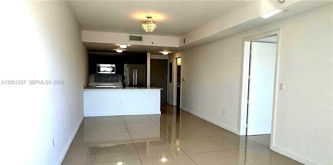 Foto del edificio - 488 NE 18th St