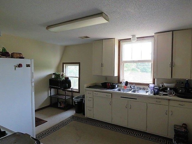 Building Photo - 2 bedroom in Northfield MN 55057