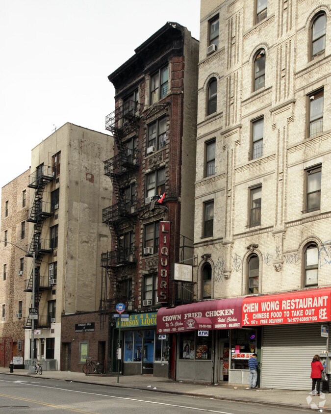 Foto del edificio - 195 Madison St