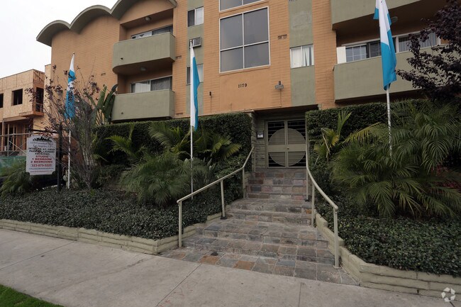 Building Photo - 1179 Crenshaw Blvd