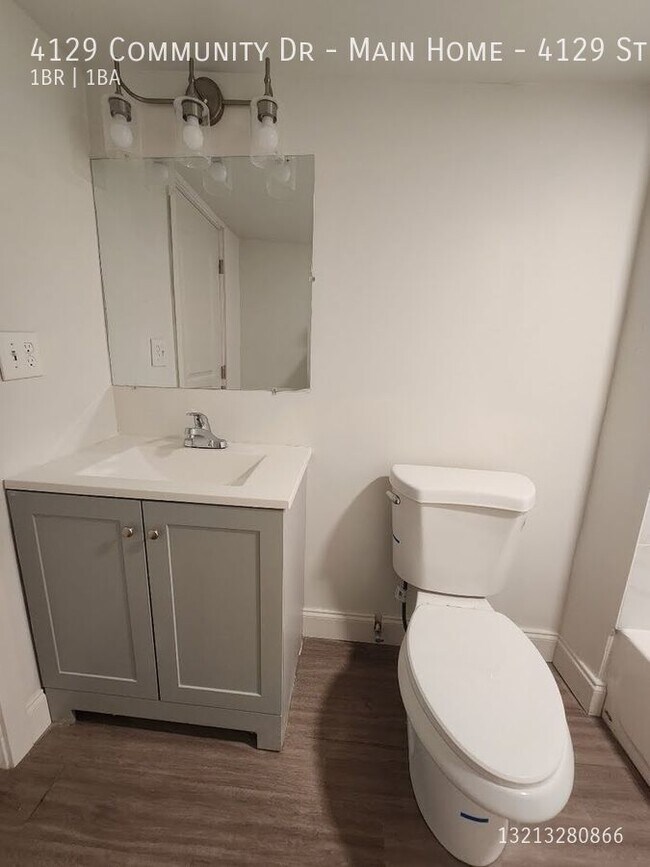 Foto del edificio - Stunning Studio with Private Entrance in W...