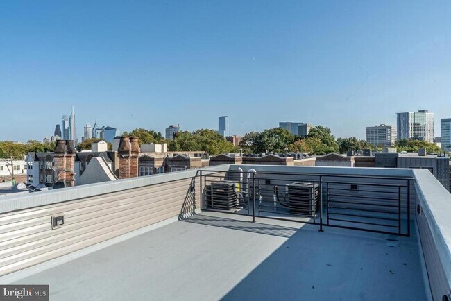 Foto del edificio - 3625 Spring Garden St