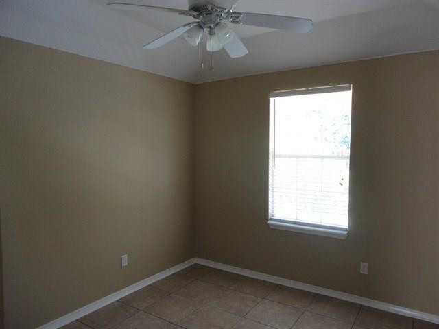 Building Photo - 209 Willow Ridge Rd
