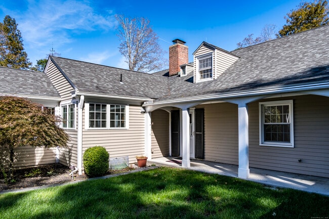 Foto del edificio - 124 Old Sherman Hill Rd