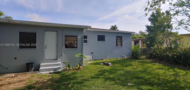 Foto del edificio - 5770 SW 62nd Terrace