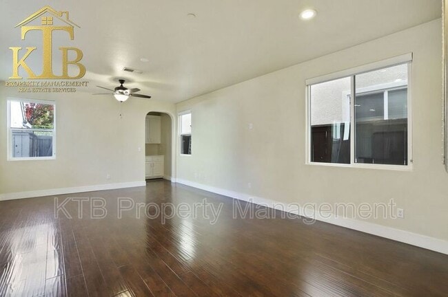Building Photo - 8866 Wheelton Rd