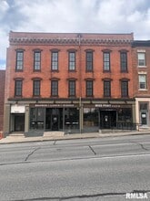 Building Photo - 508 Brady St