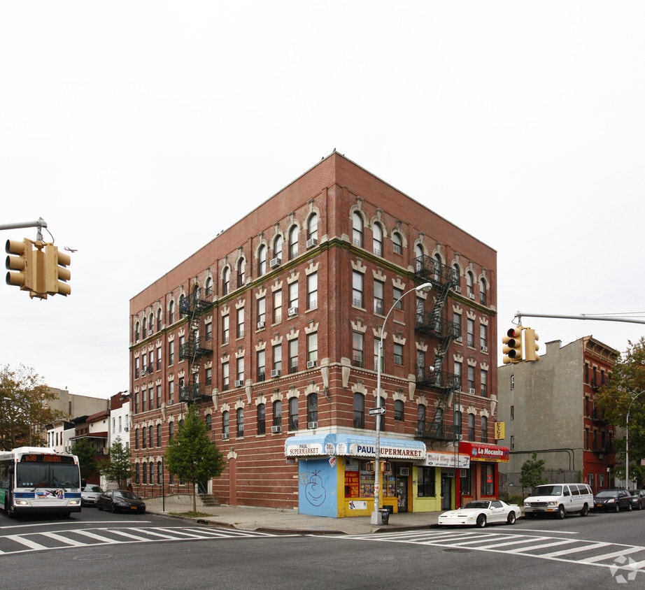 Primary Photo - 1023 Lafayette Ave