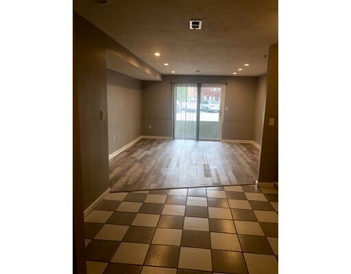 Building Photo - 352 Neponset St