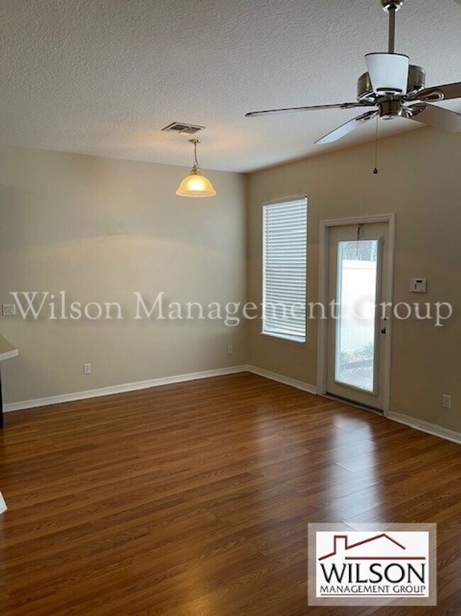 Foto del edificio - 2 br, 2.5 bath House - 8879 Newmarket Drive