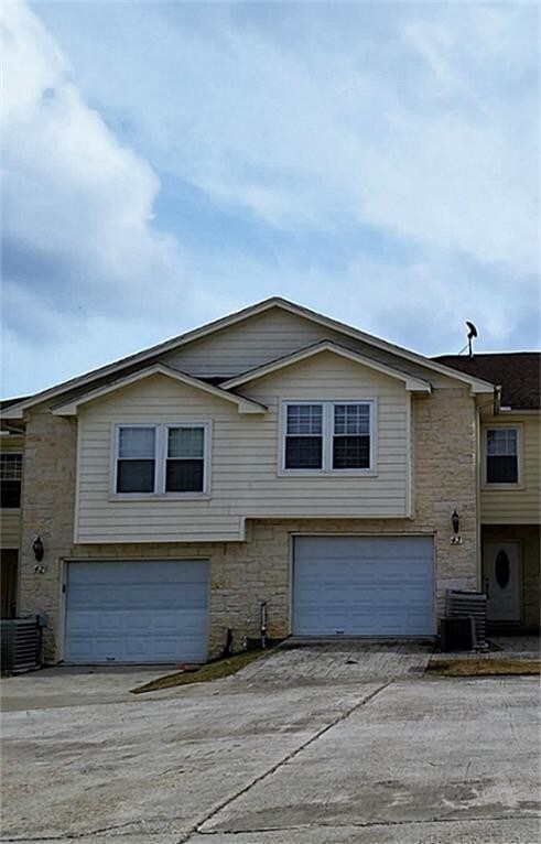 Primary Photo - 17570 Highway 105 E