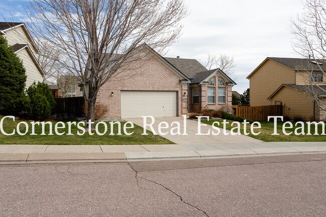 Photo - 670 Maroonglen Ct House