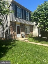Building Photo - 2 Crosswood Ct