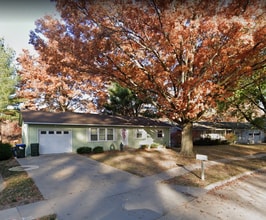 Building Photo - 735 Keswick Dr