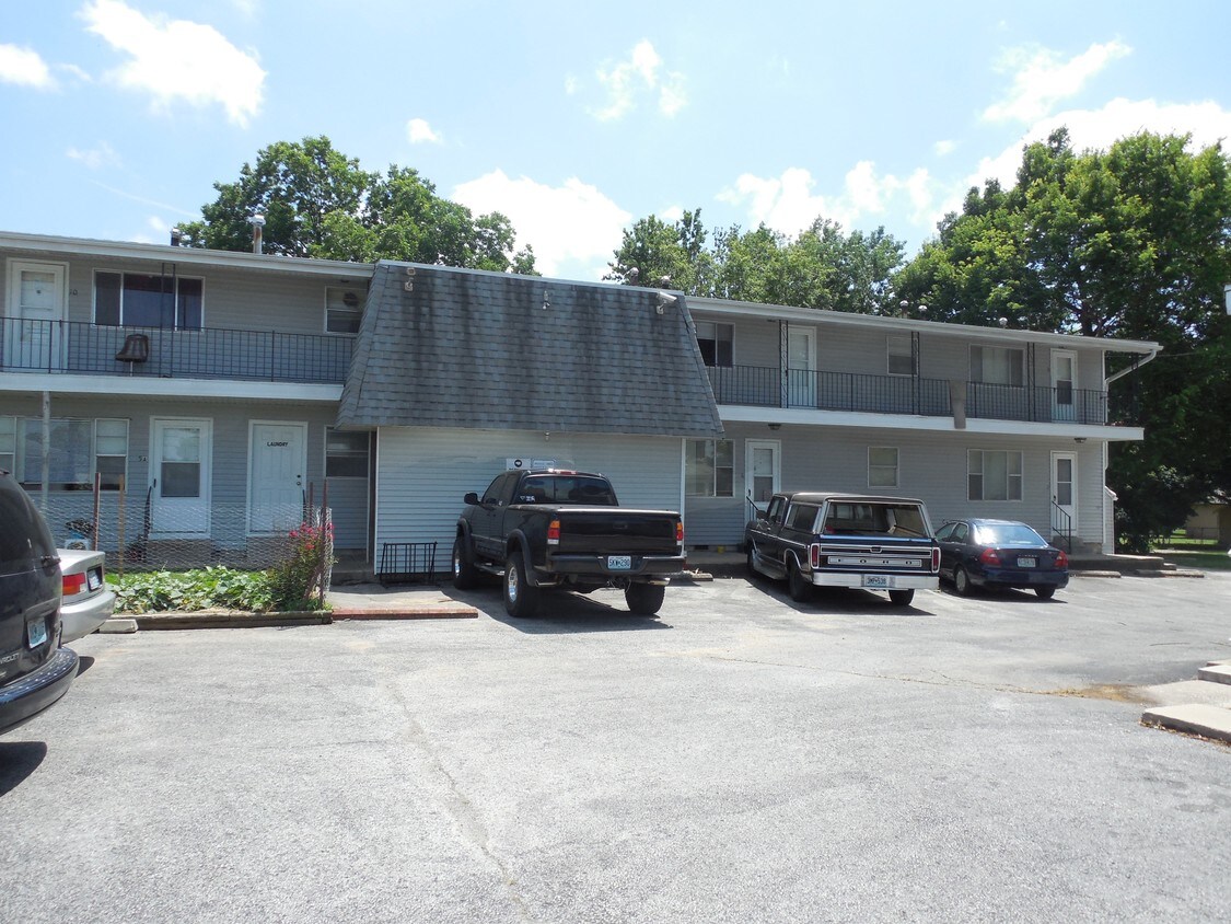 Primary Photo - Lexington Apartments