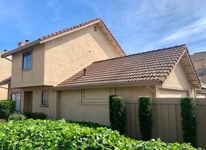 Building Photo - 13 Del Prado Cir