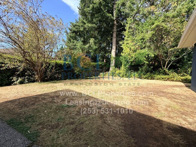 Building Photo - Beautiful Charming 2 bedroom house in Nort...