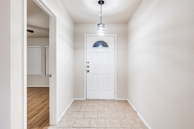 Foto del edificio - 1909 Diamond Lake Trail