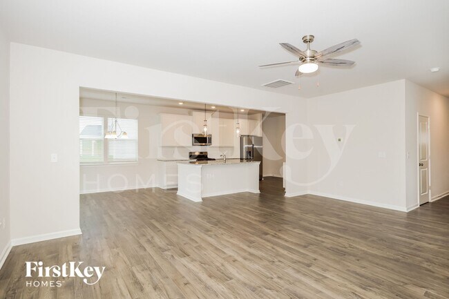 Building Photo - 17 Wild Lily Dr