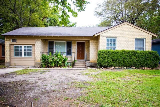 Primary Photo - 2207 Glengariff Dr