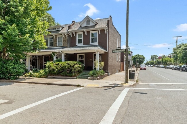 Classic Fan Rowhome for Lease - Classic Fan Rowhome for Lease