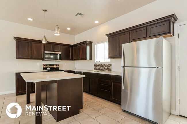 Foto del edificio - 2000 N 36th St