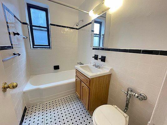 Building Photo - 1 bedroom in Bronx NY 10463