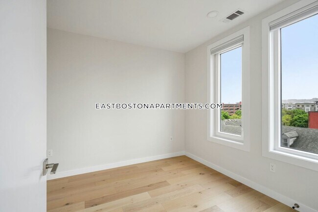 Foto del edificio - 194 Sumner St.