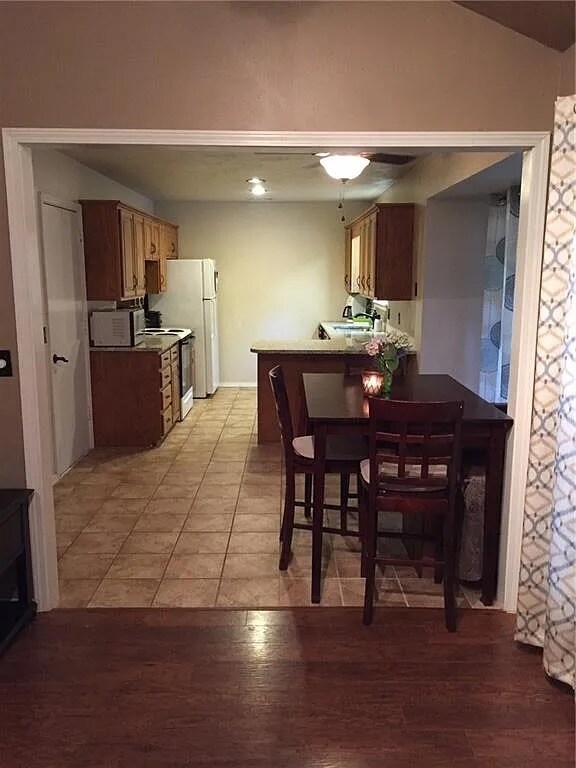 Foto del edificio - 1416 E Briarcliff St