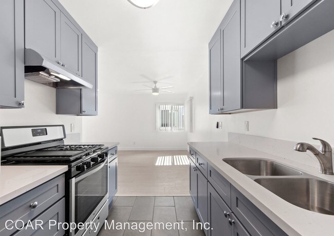 Building Photo - 455 Rose Ave