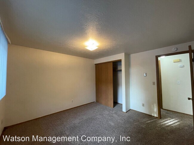 Foto del edificio - 2 br, 1 bath Apartment - 1811 W College 18...