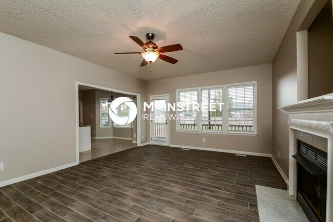 Foto del edificio - 4 Bedroom Pet-Friendly Home in GARNER, NC ...