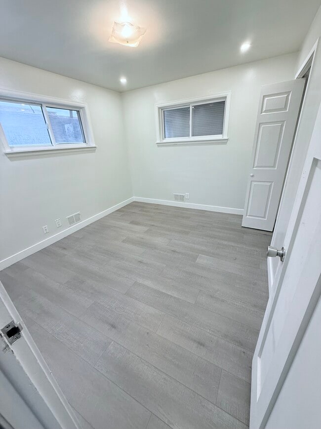 Room #2 main floot - 1281 Worley Dr