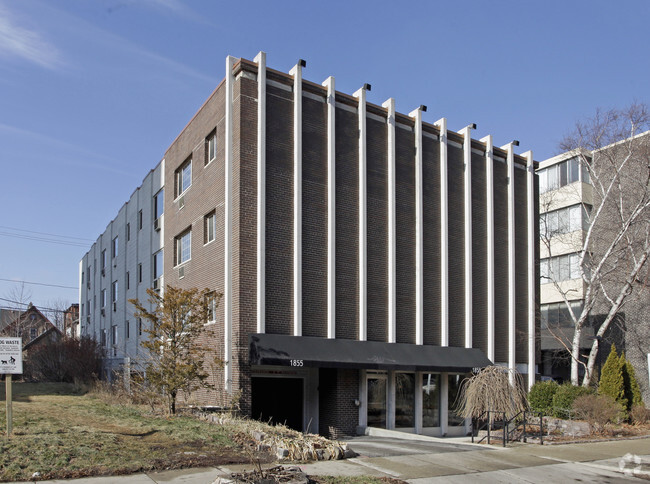 Foto del edificio - The Cambridge Place