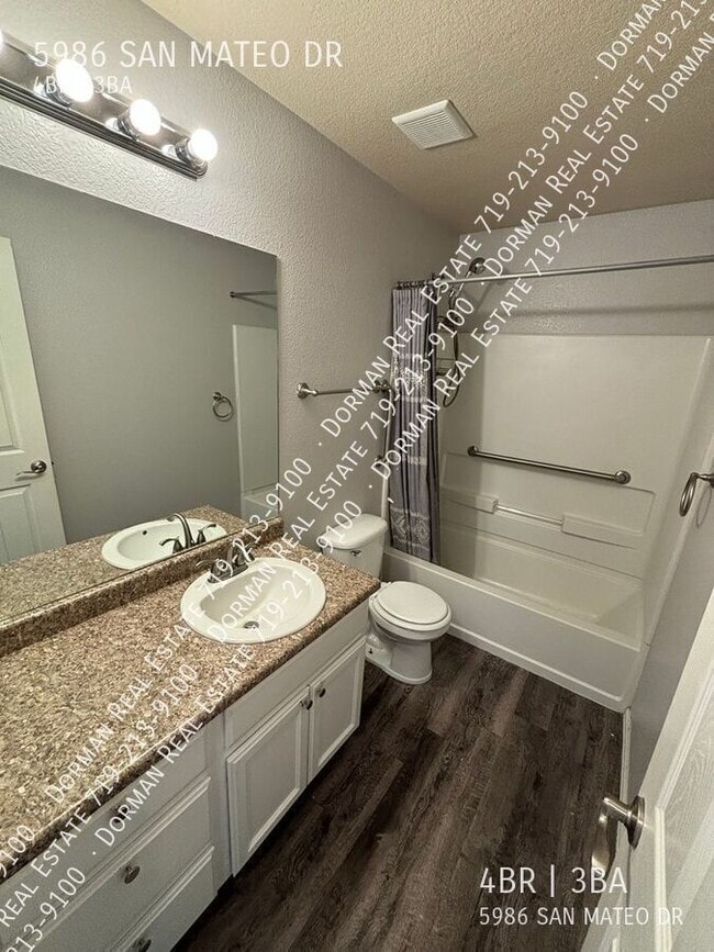 Building Photo - 5986 San Mateo Dr