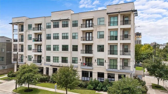 Building Photo - 1508 Blodgett St