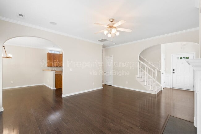 Foto del edificio - 1141 Hammond Dr