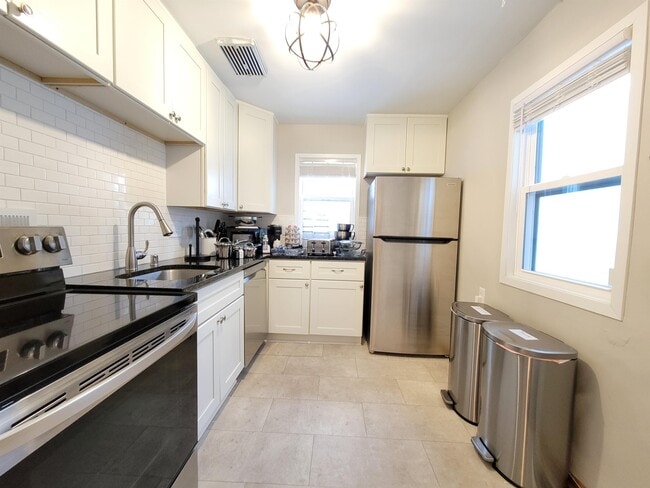 Foto del edificio - 730 11th Ave SE