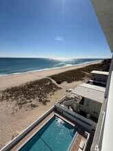 Building Photo - 4636 El Mar Dr