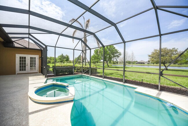Foto del edificio - 4068 Gardenwood Cir
