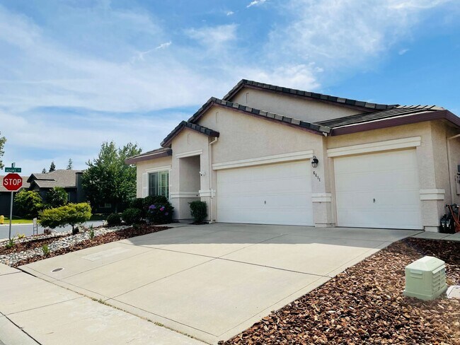 Building Photo - 6411 Buchanan Ct