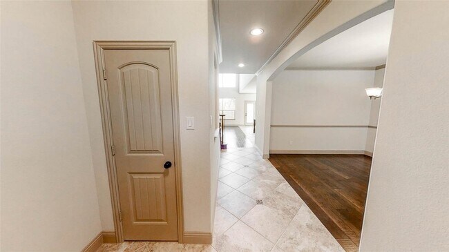 Foto del edificio - 941 Lake Meadow Ln