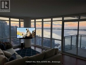 Building Photo - 11 Brunel Ct
