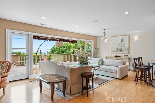 Foto del edificio - 2129 Palos Verdes Dr W