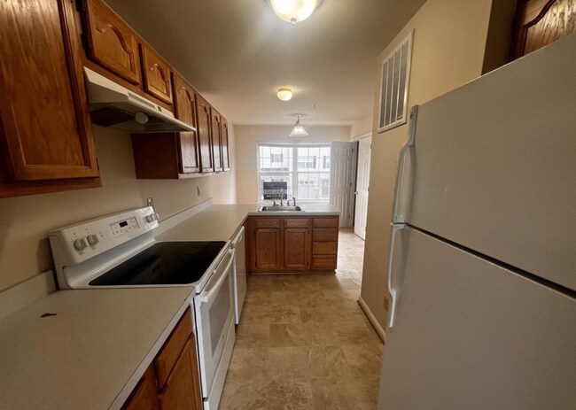 Foto del edificio - 3607 Harbor Rd