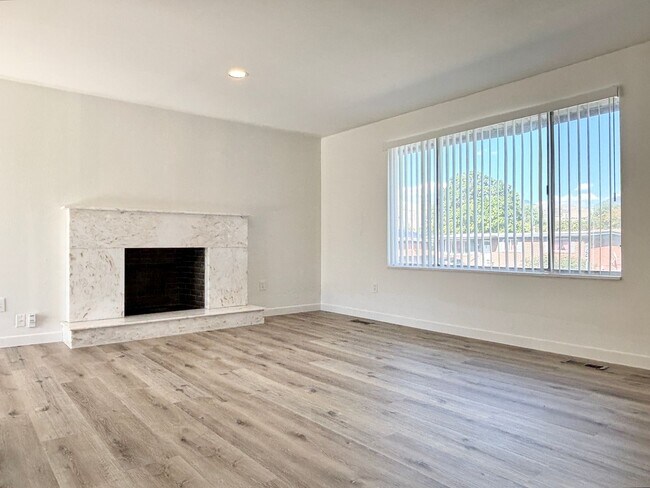 Foto del edificio - 403 N Morton Dr