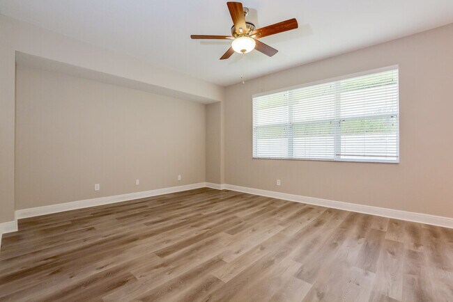 Foto del edificio - 1129 Aqua Ln