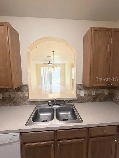 Foto del edificio - 6265 Contessa Dr